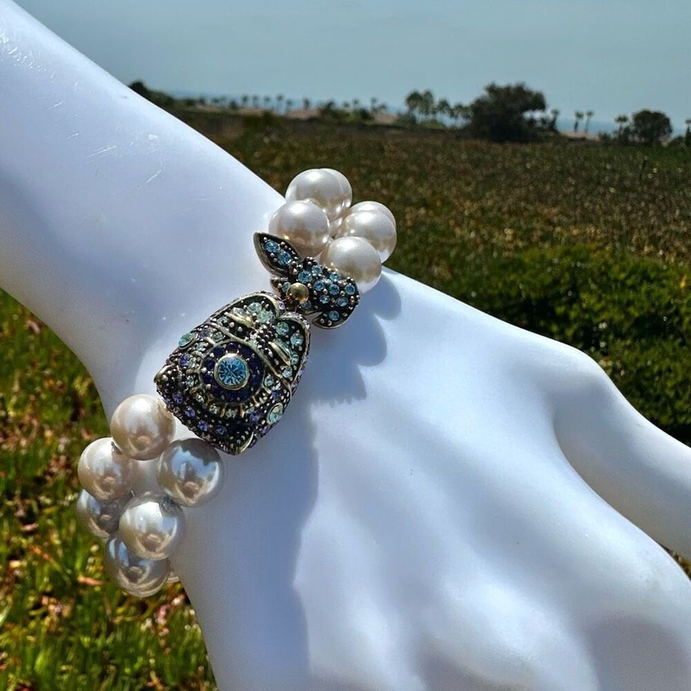 Heidi Daus Glittering Guardian Fu Dog Pearl Bracelet